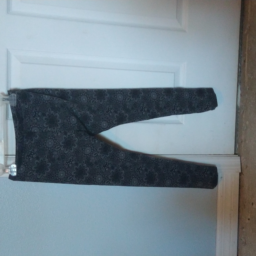 Floral tights